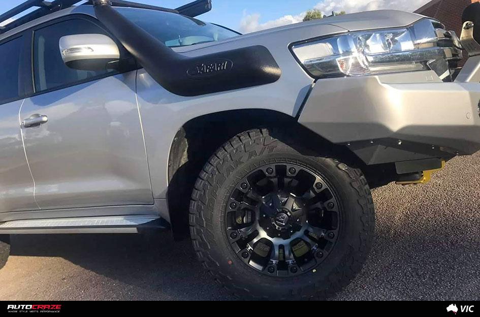 TOYOTA LANDCRUSIER VAPOR BLACK MACHINED WITH DARK TINT